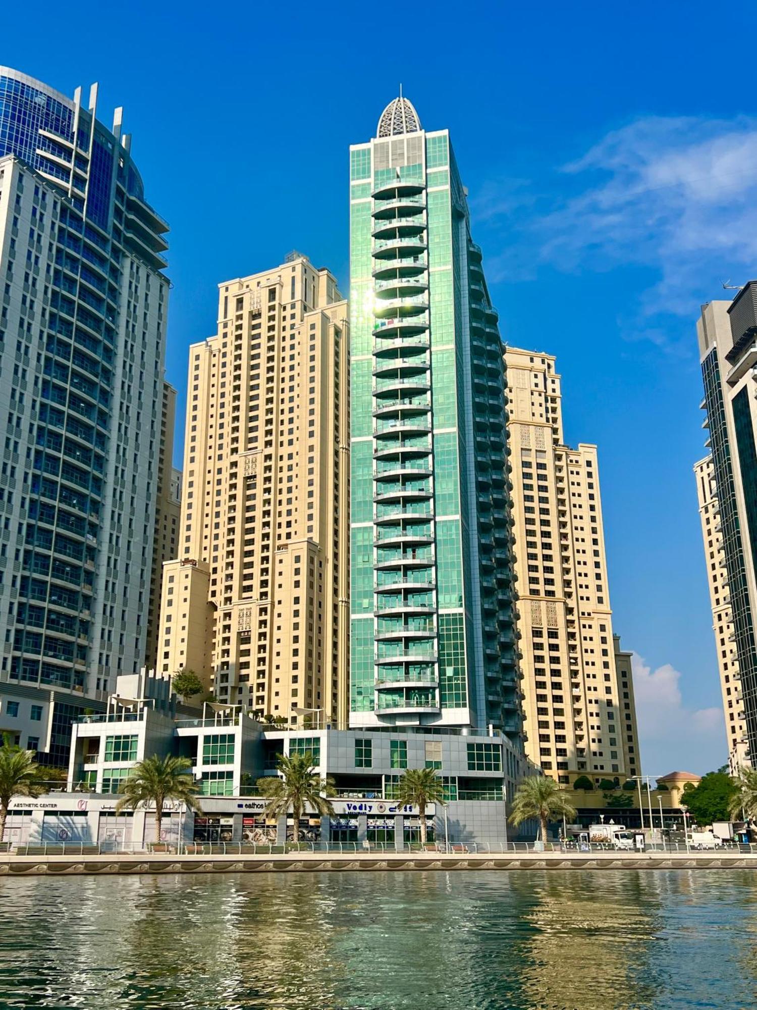 Beautiful Close To Beach Dubai Marina Apartment Exterior foto